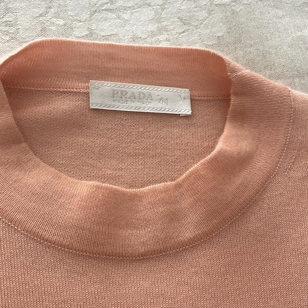 Prada cashmere sweater, made in Italy, long sleeve, never worn.lightweight.